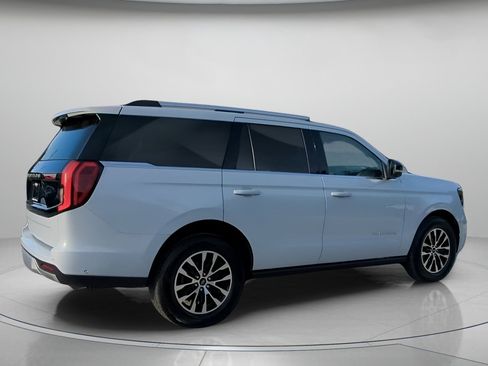 Certified 2025 Ford Expedition Platinum AWD/4WD image 29