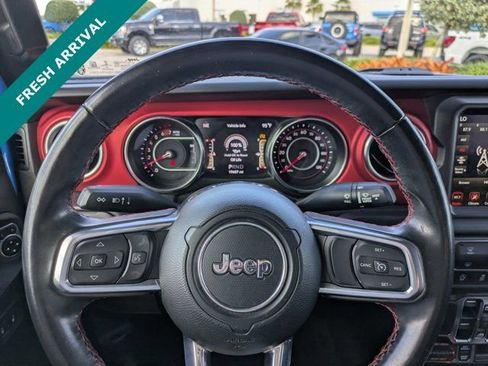 Used 2022 Jeep Wrangler Unlimited Rubicon AWD/4WD image 21