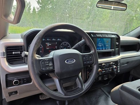 Used 2023 Ford F450 XL AWD/4WD image 21