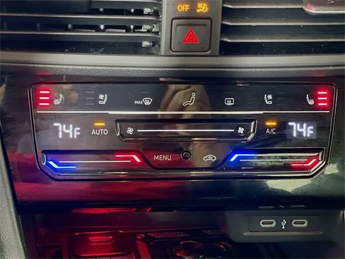 Used 2025 Volkswagen Jetta GLI Autobahn image 20