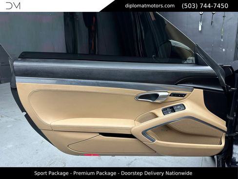 Used 2017 Porsche 911 Carrera 4S AWD/4WD image 25