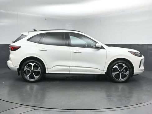 Certified 2023 Ford Escape ST-Line Elite w/ Class II Trailer Tow Package AWD/4WD image 8