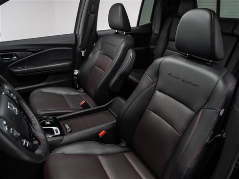 Used 2019 Honda Ridgeline Black Edition image 14