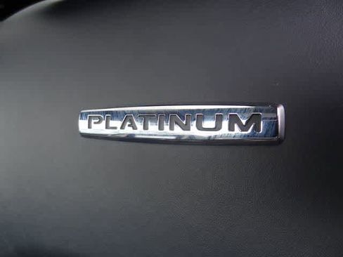 Used 2018 Ford F150 Platinum w/ Equipment Group 701A Luxury AWD/4WD image 8
