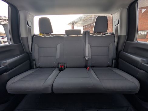 Used 2024 Chevrolet Silverado 2500 Custom w/ Custom Value Package image 30