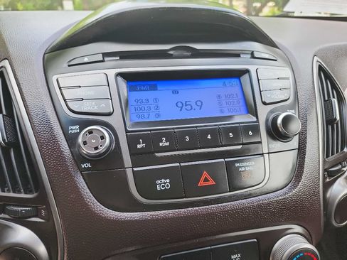 Used 2014 Hyundai Tucson GLS FWD image 18