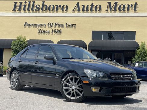 Used 2004 Lexus IS 300 RWD image 1
