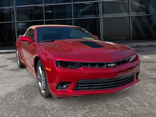 Used 2014 Chevrolet Camaro SS w/ RS Package RWD image 2
