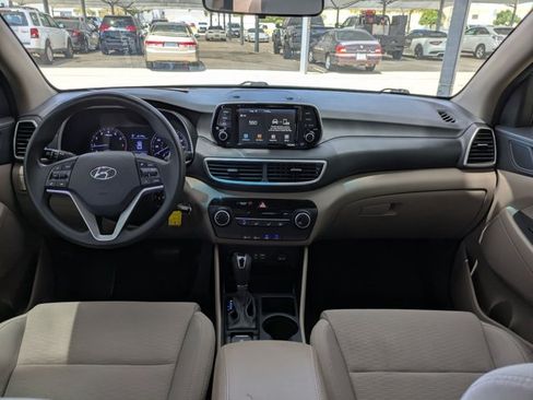 Used 2020 Hyundai Tucson SE FWD image 17