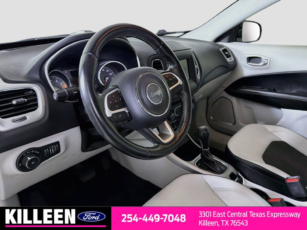 Used 2020 Jeep Compass Latitude FWD image 11