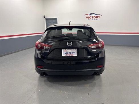 Used 2017 MAZDA MAZDA3 Touring FWD image 8