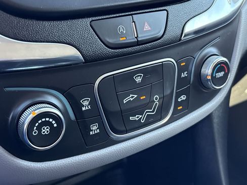 Used 2023 Chevrolet Equinox LS w/ Driver Confidence II Package image 32