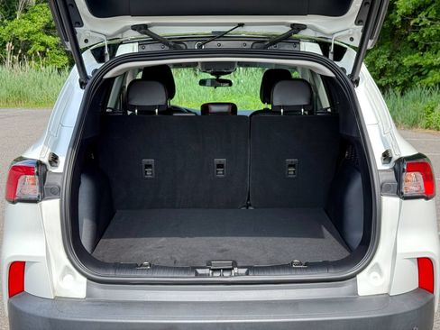 Certified 2022 Ford Escape SEL w/ SEL Stealth AWD Package image 14