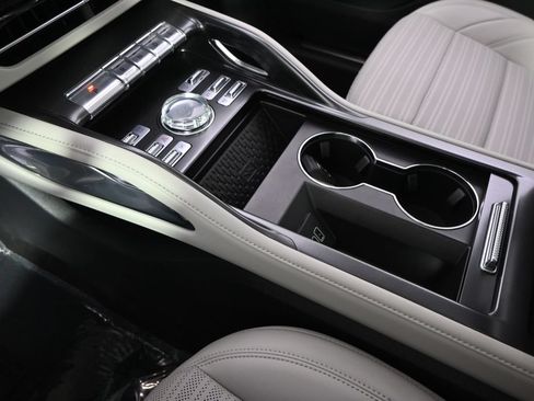 New 2026 Lincoln Nautilus Reserve w/ Jet Appearance Package AWD/4WD image 32