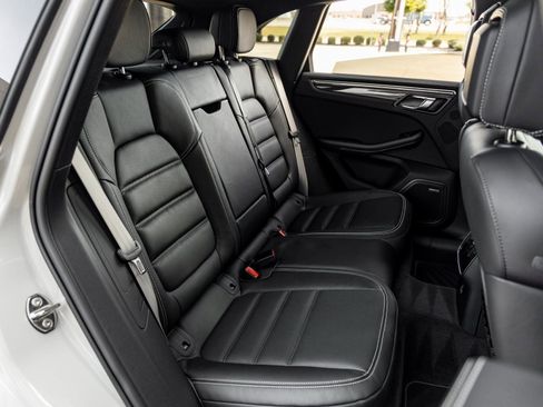 New 2026 Porsche Macan GTS image 42