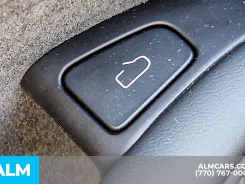 Used 2024 Tesla Model Y Long Range image 49