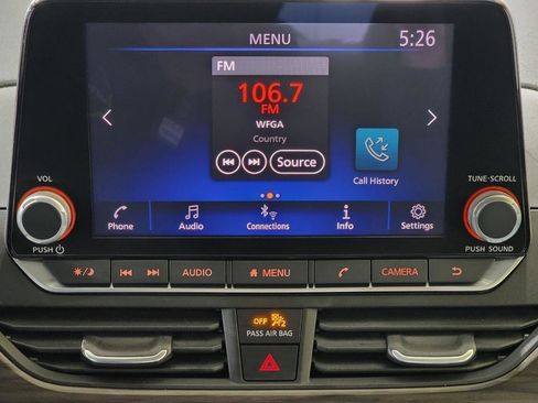 Used 2023 Nissan Altima 2.5 SV AWD/4WD image 18