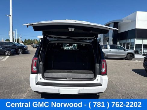 Used 2019 GMC Yukon SLE w/ SLE Value Package AWD/4WD image 10