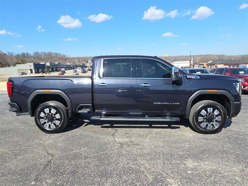 Used 2024 GMC Sierra 2500 Denali w/ Denali Reserve Package image 11