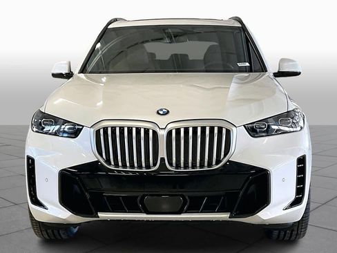 New 2026 BMW X5 xDrive40i w/ M Sport Package image 3