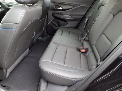 New 2026 Buick Envista Sport Touring image 18