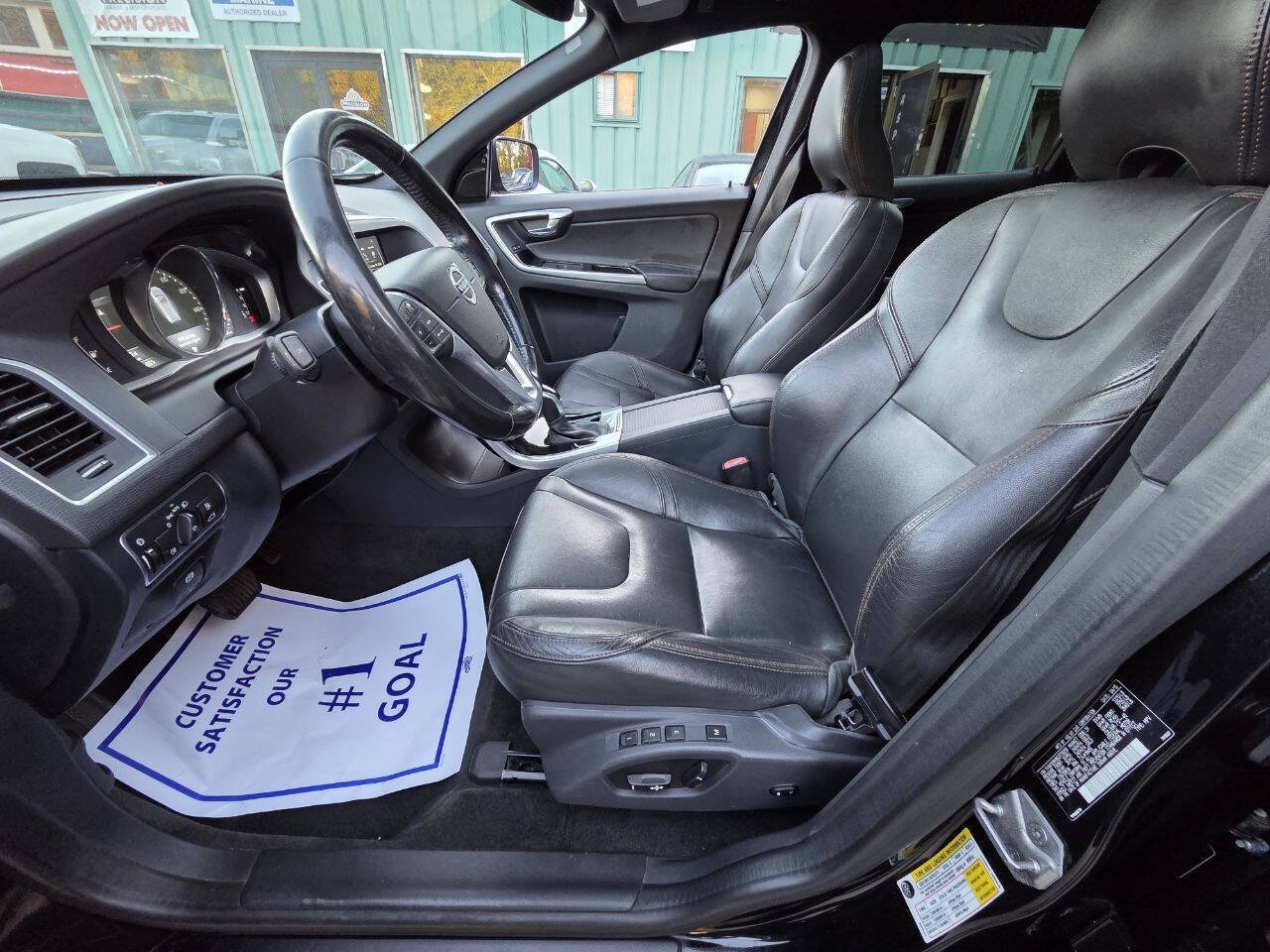 Used 2016 Volvo XC60 T5 Platinum AWD/4WD image 20