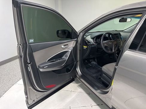 Used 2018 Hyundai Santa Fe Sport FWD image 6