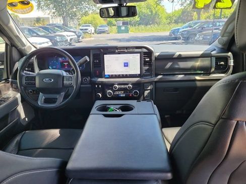 Used 2024 Ford F250 Lariat w/ Sport Appearance Package AWD/4WD image 2
