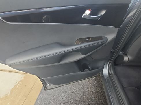 Used 2019 Kia Sorento EX FWD image 50