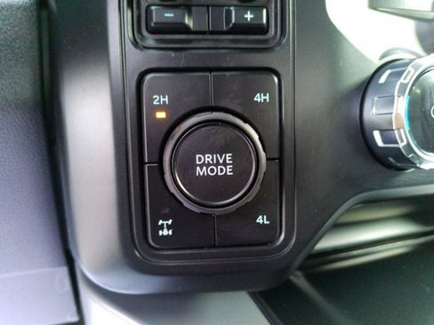 New 2026 Ford F350 Lariat w/ Lariat Premium Package image 10