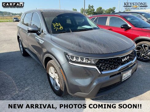 Used 2023 Kia Sorento LX FWD image 1