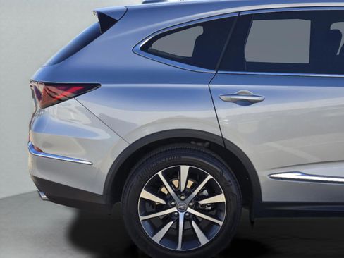 Certified 2026 Acura MDX w/ Technology Package FWD image 16