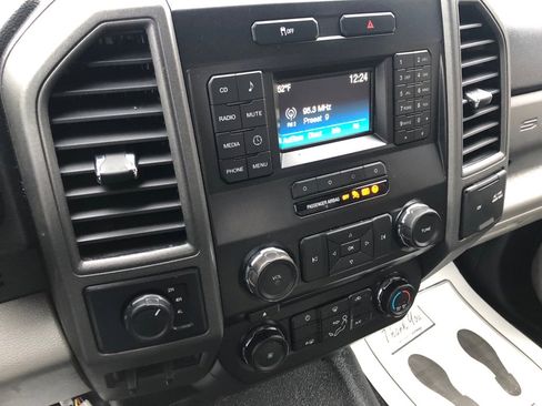 Used 2018 Ford F350 XL image 28