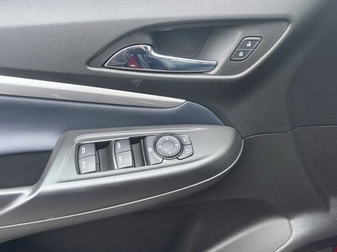 Used 2023 Chevrolet Bolt EUV Premier image 11