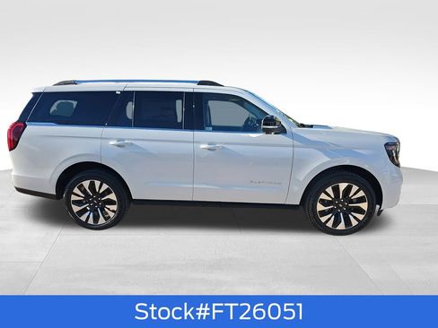 New 2026 Ford Expedition Platinum w/ Driver's Package image 2