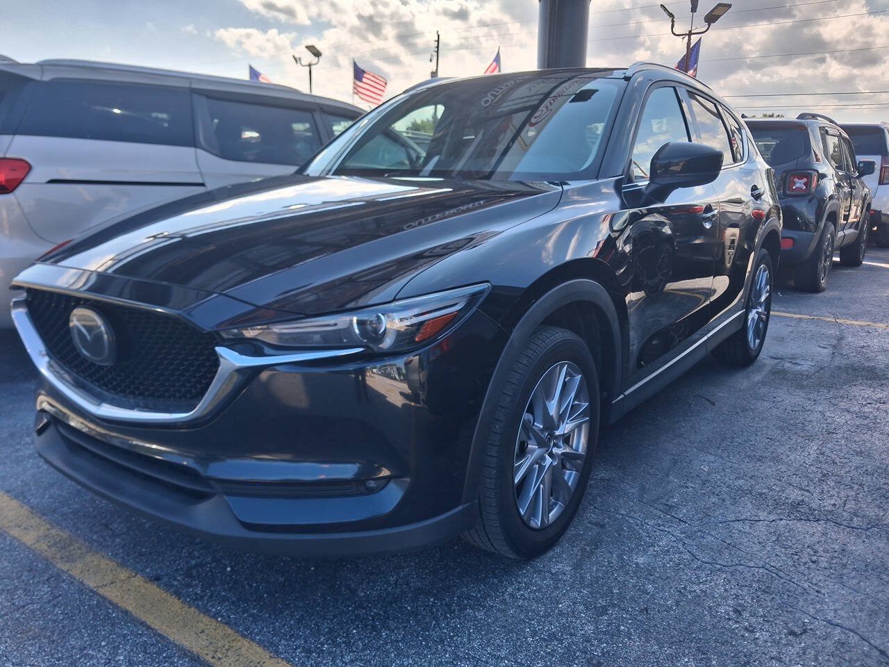 Used 2019 MAZDA CX-5 Grand Touring FWD image 1