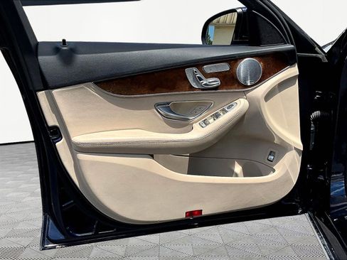 Used 2016 Mercedes-Benz C 300 4MATIC Sedan image 20