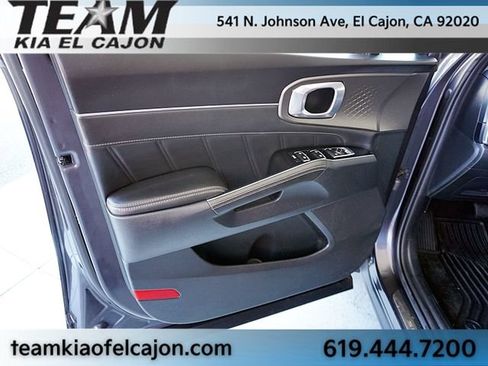 Certified 2022 Kia Sorento SX w/ Panoramic Sunroof Package AWD/4WD image 26