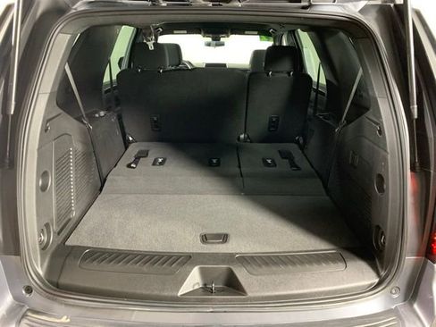 Used 2022 GMC Yukon SLE image 30