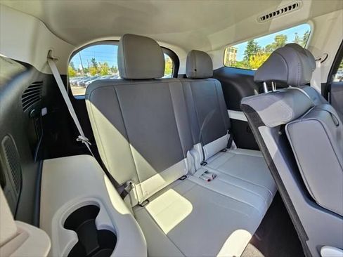 New 2026 Hyundai Ioniq 9 SEL AWD/4WD image 13