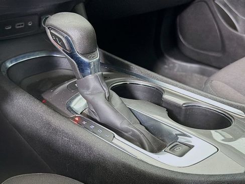 Used 2024 Chevrolet Malibu LT FWD image 19