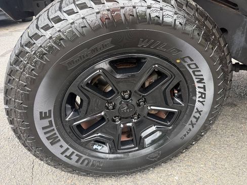 Used 2016 Jeep Wrangler Sport AWD/4WD image 18