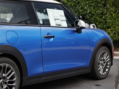 New 2026 MINI Cooper 2-Door Hardtop FWD image 8