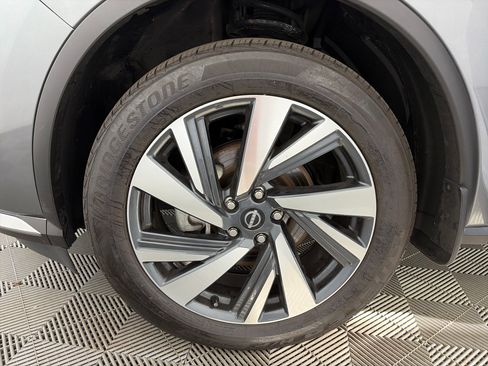 Used 2024 Nissan Murano SL AWD/4WD image 13