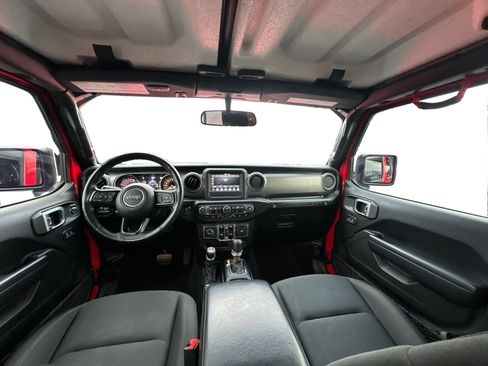 Used 2018 Jeep Wrangler Unlimited Sport S AWD/4WD image 11