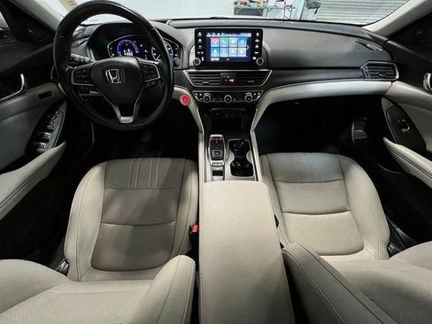 Used 2022 Honda Accord Touring image 17