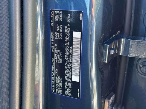 Used 2023 Volvo XC60 B5 Plus w/ Protection Package Premier image 33