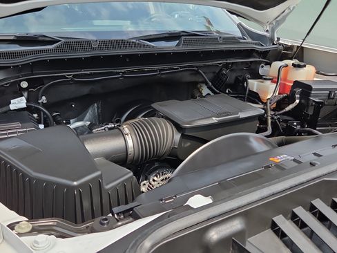 Certified 2025 Chevrolet Silverado 2500 Custom w/ Custom Value Package AWD/4WD image 17