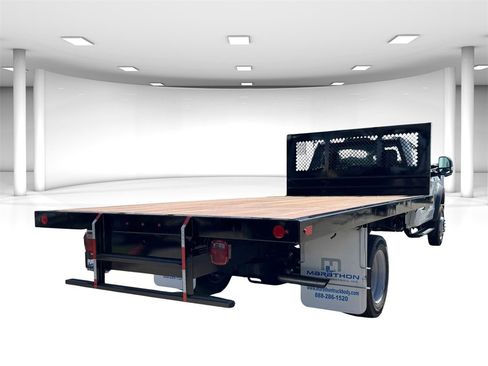 New 2025 Ford F550 2WD Regular Cab Super Duty w/ XLT Value Package image 4