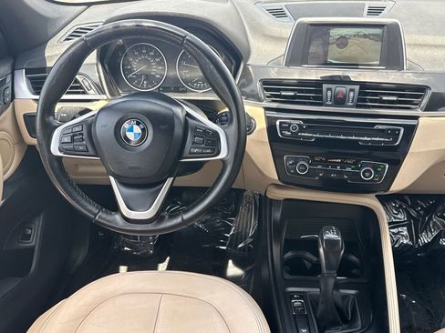 Used 2018 BMW X1 xDrive28i AWD/4WD image 18